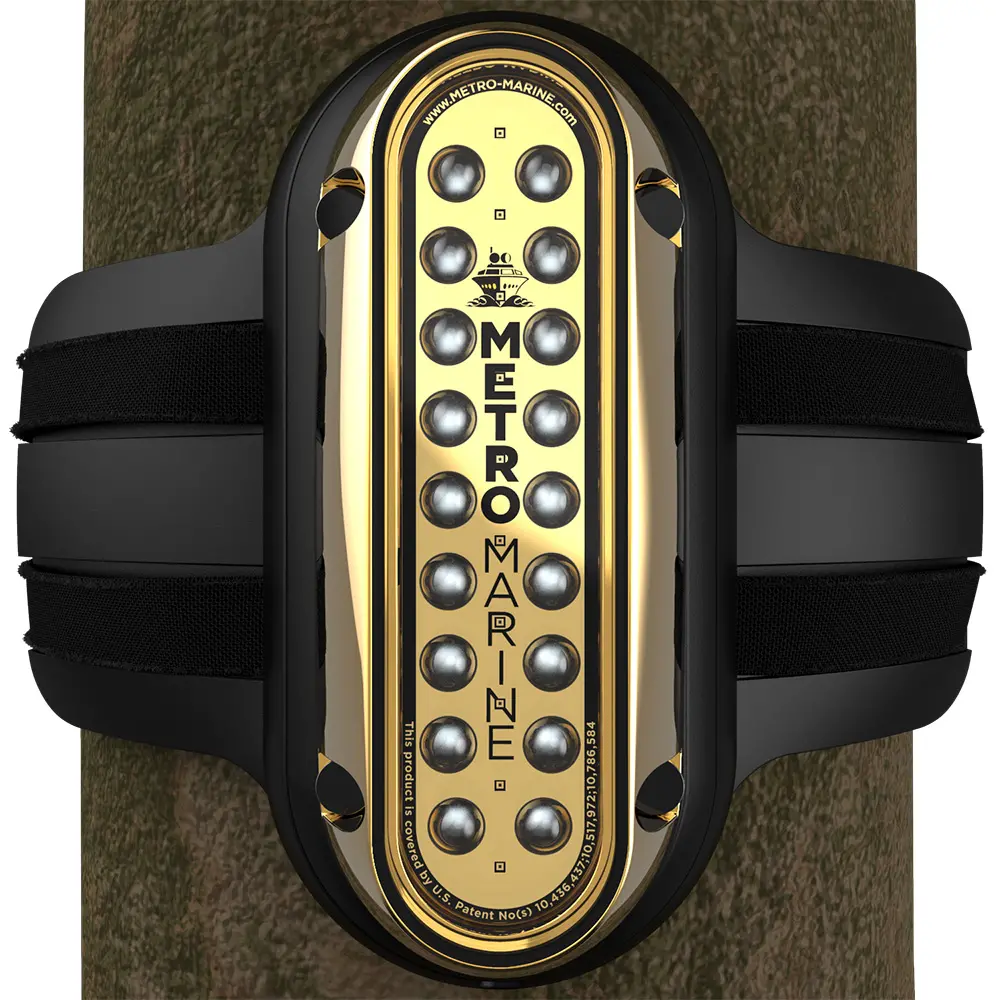 Metro Marine High-Output Vertical Piling Mount Light w/Intelligent Monochromatic LED's - Green